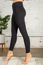 Load image into Gallery viewer, Luxuriously Soft Leggings
